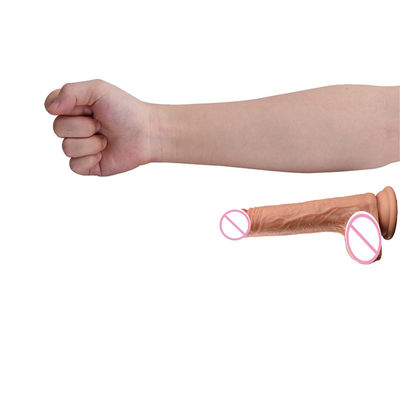 Bruin Vlees Man Realistische Dildo Liquid Soft Silicone Rubber Seks Speelgoed Voor Vrouwen Met Sterke Zuigbeker